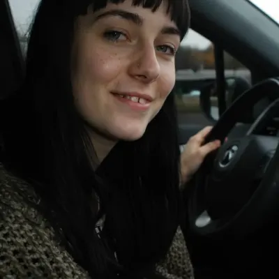 Камилла, 22